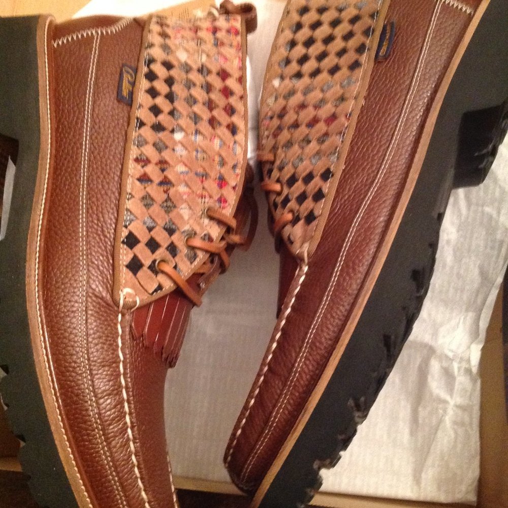 Cole Haan Pendleton American Classic Chukka Boots - 11M - New in Box
